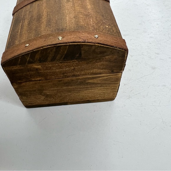 Wooden trinket box - Picture 7 of 14